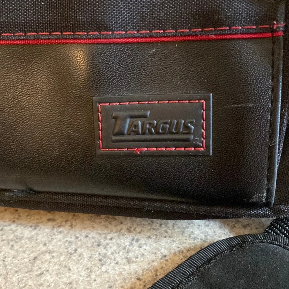 Targus Black Canvas Laptop Messenger Bag
